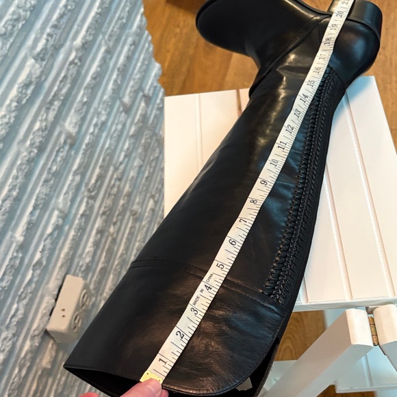 Elegant Black Knee-High Women's Boots - Picture 9 of 14